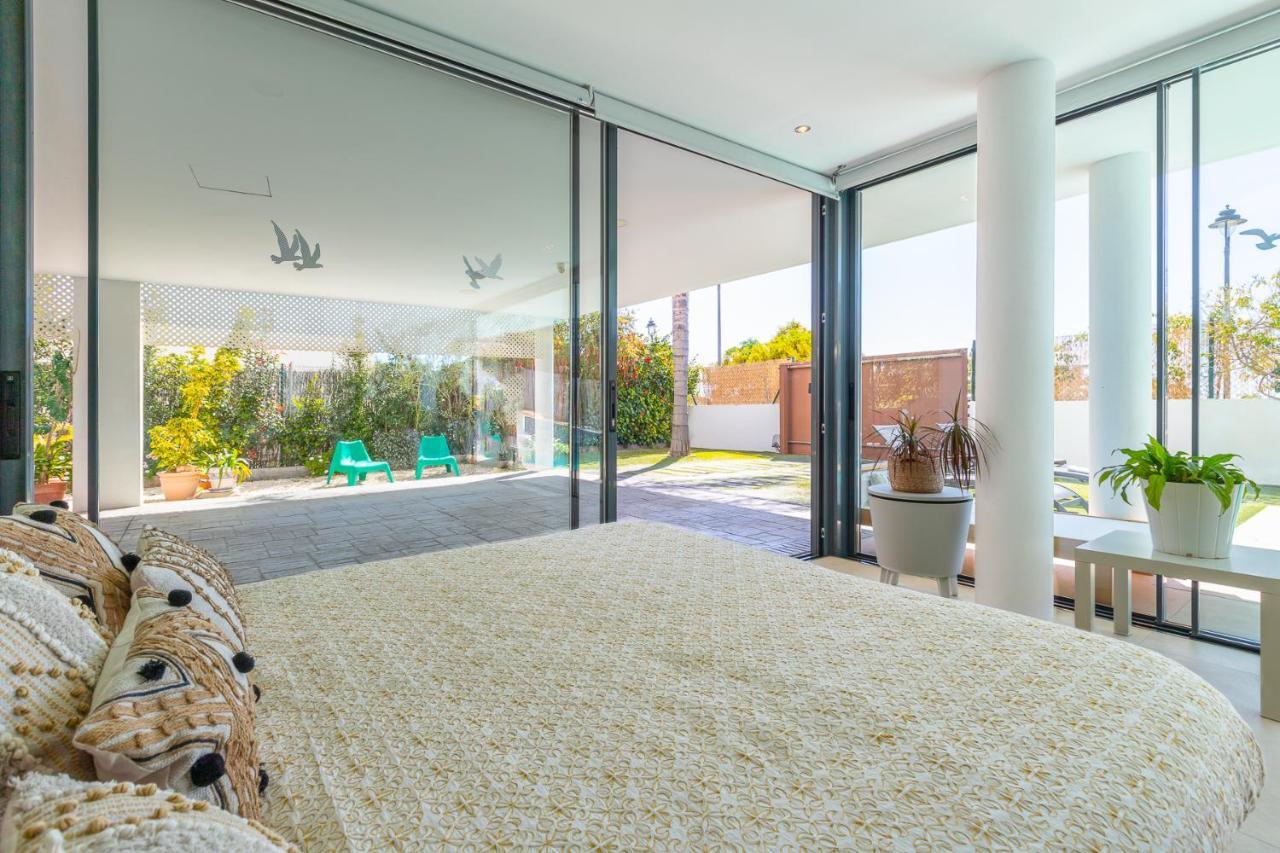 Stunning Private Loft In Homestay